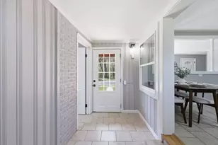 118 Surrey Rd, Springfield, MA 01118 - Photo 12