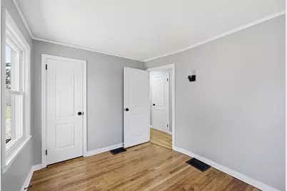 118 Surrey Road, Springfield, MA 01118 - Photo 22