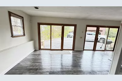 83 Ash St, Spencer, MA 01265 - Photo 12