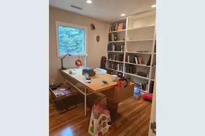 110 Dorcar Road, Newton, MA 02459 - Photo 12