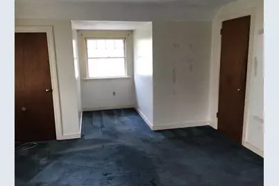 14 Locust St, Woburn, MA 01801 - Photo 14