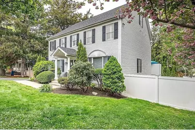 396 Dedham St, Newton, MA 02459 - Photo 2
