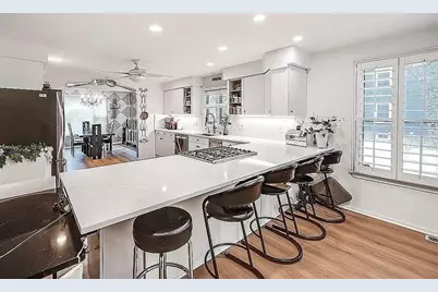 396 Dedham St, Newton, MA 02459 - Photo 6