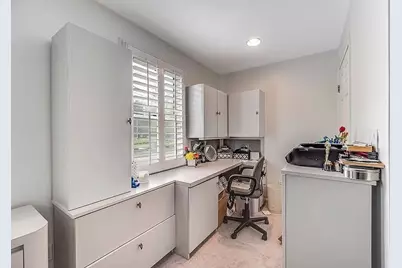 396 Dedham St, Newton, MA 02459 - Photo 28