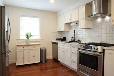 25 Pauline St, Randolph, MA 02368 - Photo 4