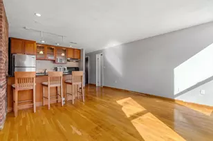 386 Commercial St, Boston, MA 02109 - Photo 12