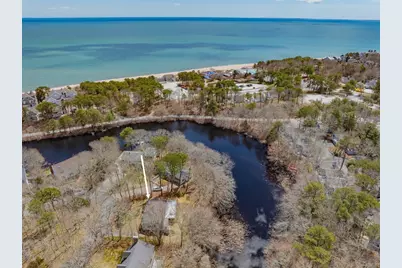 21 Uncatena Rd, Mashpee, MA 02649 - Photo 2
