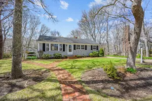 21 Uncatena Rd, Mashpee, MA 02649 - Photo 2