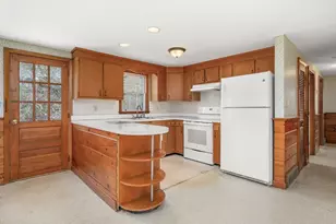 21 Uncatena Rd, Mashpee, MA 02649 - Photo 8