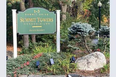 1 Summit Drive #24, Reading, MA 01867 - Photo 2