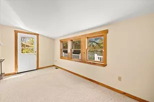 74 Lakeview Ave, Taunton, MA 02780 - Photo 20