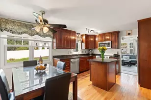 76 Mary Ann Way, North Attleboro, MA 02760 - Photo 4