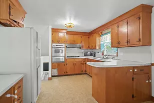 14 Kazimer Dr, Billerica, MA 01821 - Photo 8