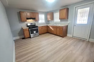 237 Colburn St, Dedham, MA 02026 - Photo 6