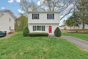 3 Jr's Ln, Franklin, MA 02038 - Photo 1