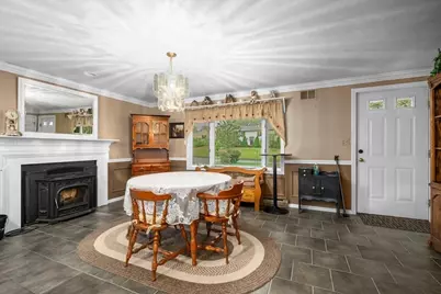11 Riverside Dr, Webster, MA 01570 - Photo 8
