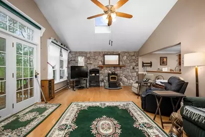 11 Riverside Dr, Webster, MA 01570 - Photo 16