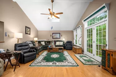 11 Riverside Dr, Webster, MA 01570 - Photo 14