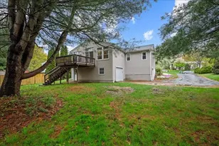 11 Riverside Dr, Webster, MA 01570 - Photo 32