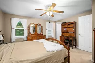 11 Riverside Dr, Webster, MA 01570 - Photo 18