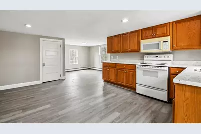 515 Winthrop St #2, Rehoboth, MA 02769 - Photo 4