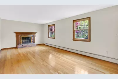 6 Garden Ln, Wilbraham, MA 01095 - Photo 10