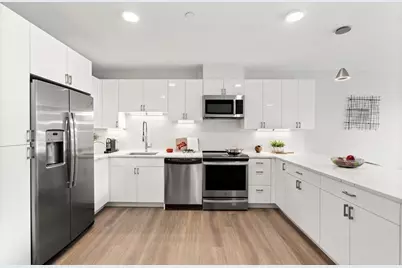 68 Los Angeles #106, Newton, MA 02458 - Photo 2
