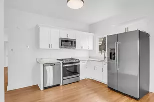 52 Bonair St, Somerville, MA 02145 - Photo 2