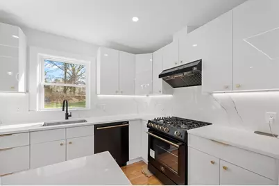 24 Rigby St, Clinton, MA 01510 - Photo 10