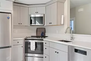 198 South St, Hingham, MA 02043 - Photo 10