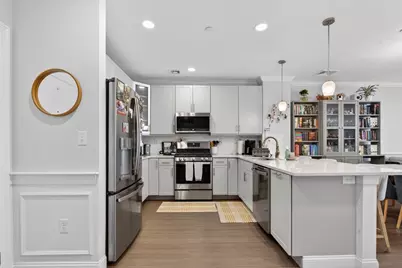 320 Middlesex Ave #B203, Medford, MA 02155 - Photo 2