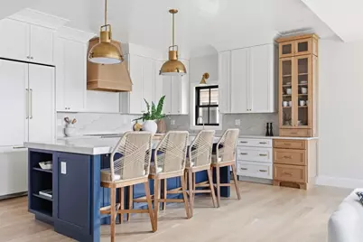 847 E 5th St #2, Boston, MA 02127 - Photo 6