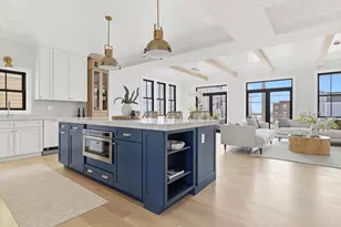 847 E 5th St, Boston, MA 02127 - Photo 8