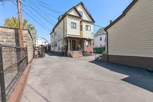 159 Pearl St, Somerville, MA 02145 - Photo 4