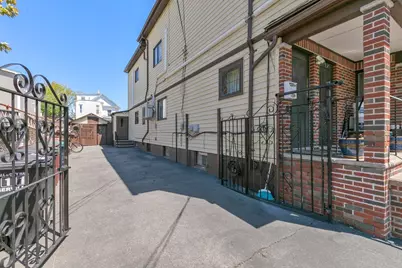 159 Pearl Street, Somerville, MA 02145 - Photo 6