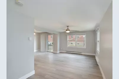 1049 Pleasant Street #7, New Bedford, MA 02740 - Photo 2