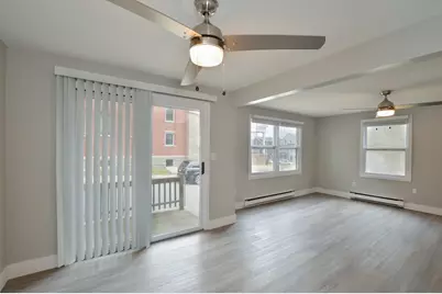 1049 Pleasant Street #7, New Bedford, MA 02740 - Photo 4