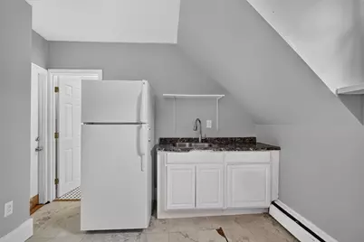 9 Gilman Terrace #3, Somerville, MA 02145 - Photo 18