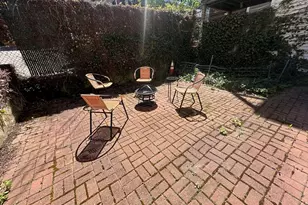 423 E 3rd St, Boston, MA 02127 - Photo 10