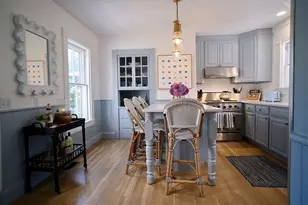 82 Center, Nantucket, MA 02554 - Photo 8