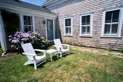 82 Center, Nantucket, MA 02554 - Photo 32