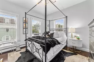 582 E 4th St, Boston, MA 02127 - Photo 12