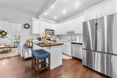 582 East Fourth Street #2, Boston, MA 02127 - Photo 6