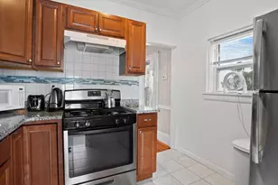 124 Sheridan Ave, Medford, MA 02155 - Photo 4