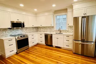 23 Seaview St, Plymouth, MA 02360 - Photo 1