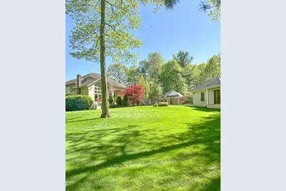 37 Putnam Hill Road, Sutton, MA 01590 - Photo 2