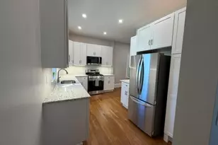 282 Melrose, Newton, MA 02466 - Photo 2