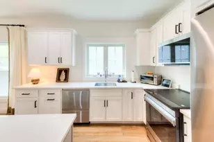 21 Salisbury Hill Blvd, Worcester, MA 01609 - Photo 6