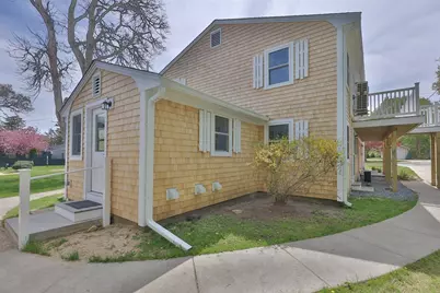 124 Skiff Avenue #A-11, Tisbury, MA 02568 - Photo 4