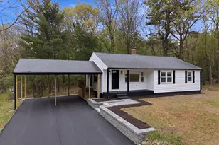 6 Richardson St, Uxbridge, MA 01569 - Photo 1